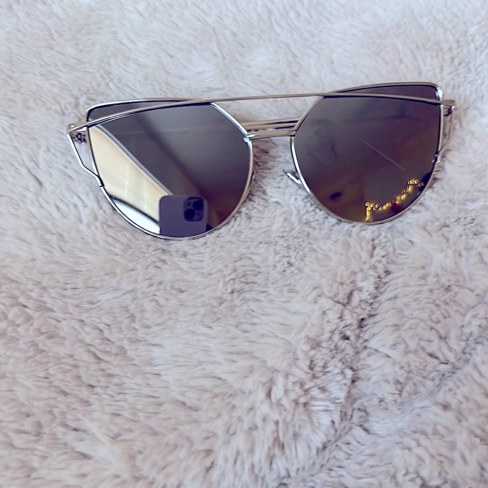 Silver cat eye sunglasses